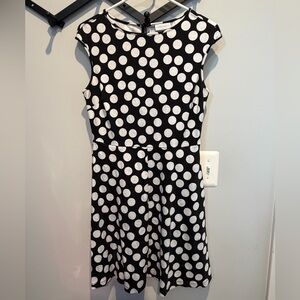 New York & Company Black and White Polka Dot Dress w/pockets